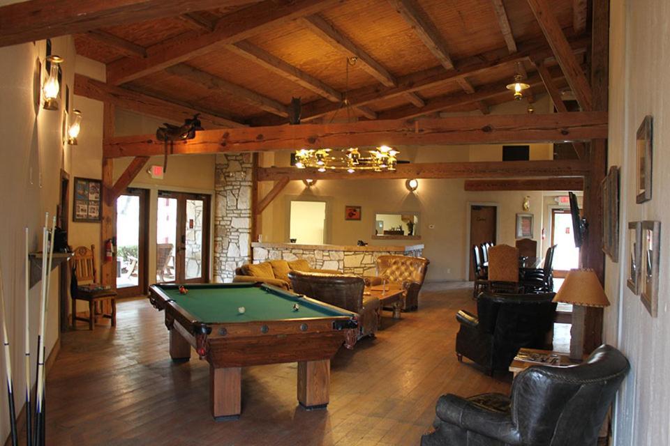Flying L Ranch Resort & Golf Course Bandera Dış mekan fotoğraf
